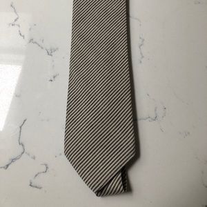 Brooks-Brothers silk Tie